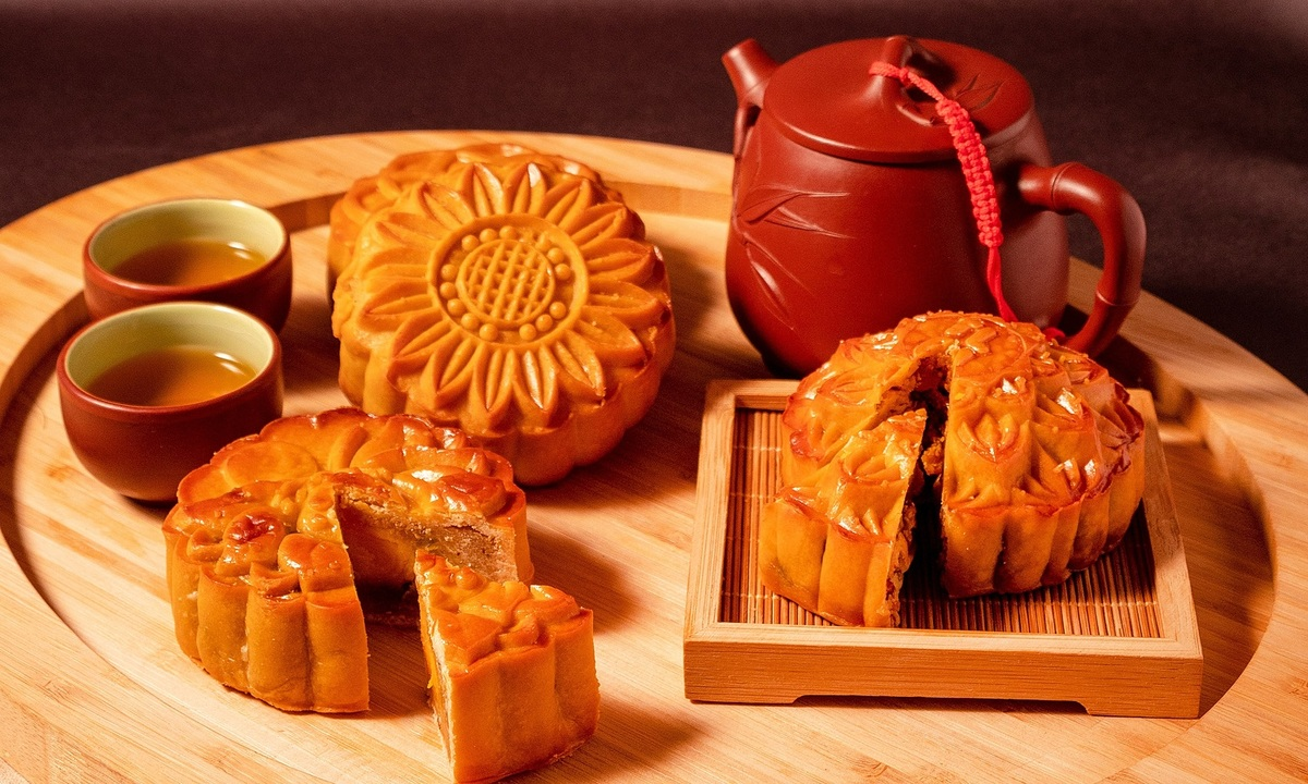 Cách làm bánh trung thu nhân yến sào thơm ngon bổ dưỡng